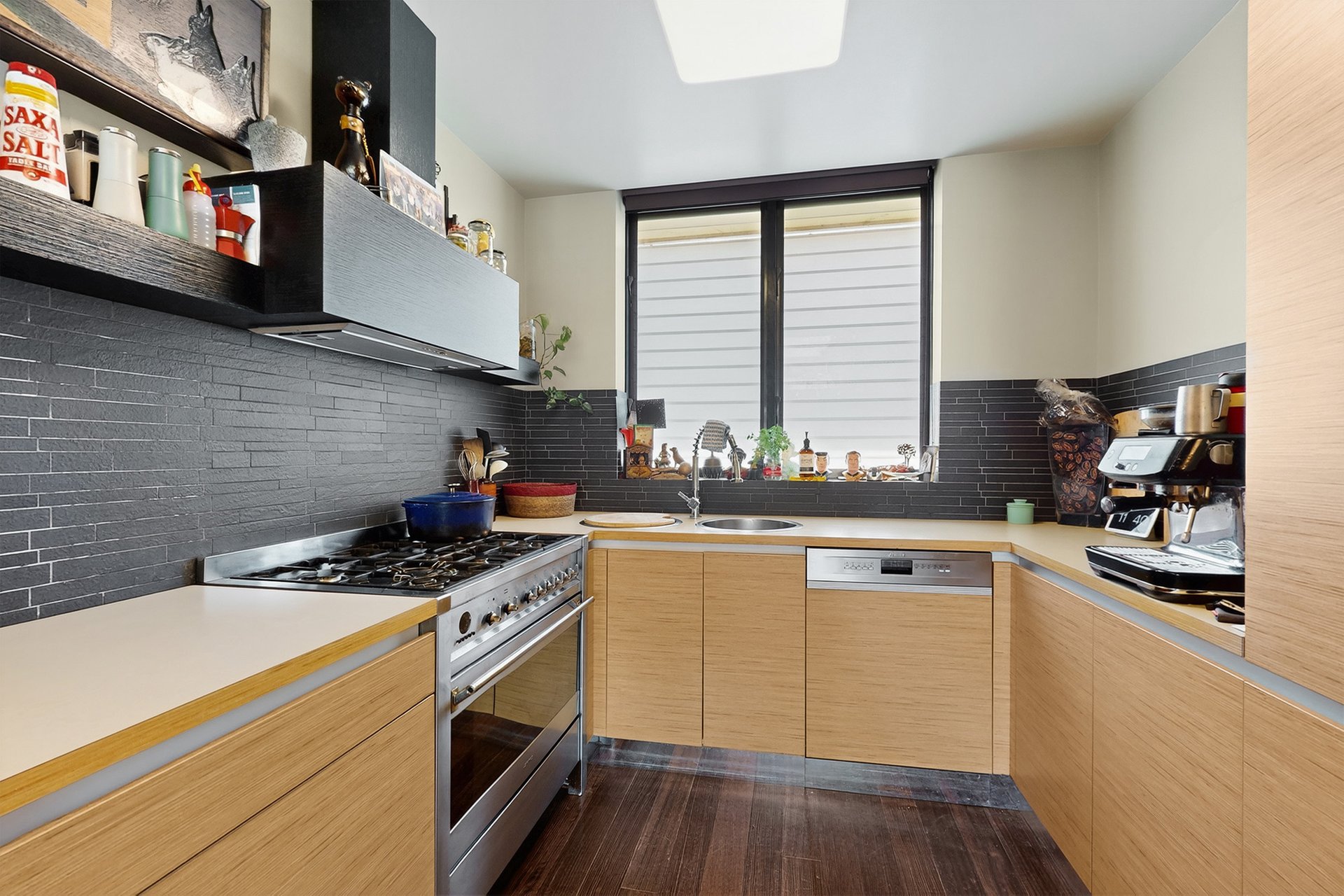 9/7 Milton Street, Elwood image 5