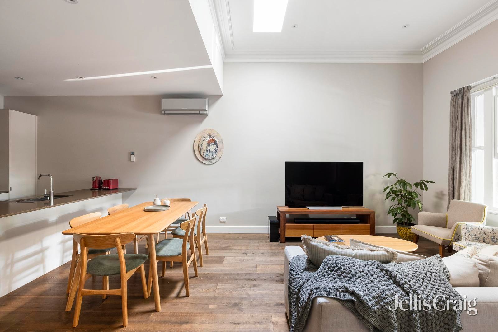 97 Nicholson Street, Abbotsford image 4