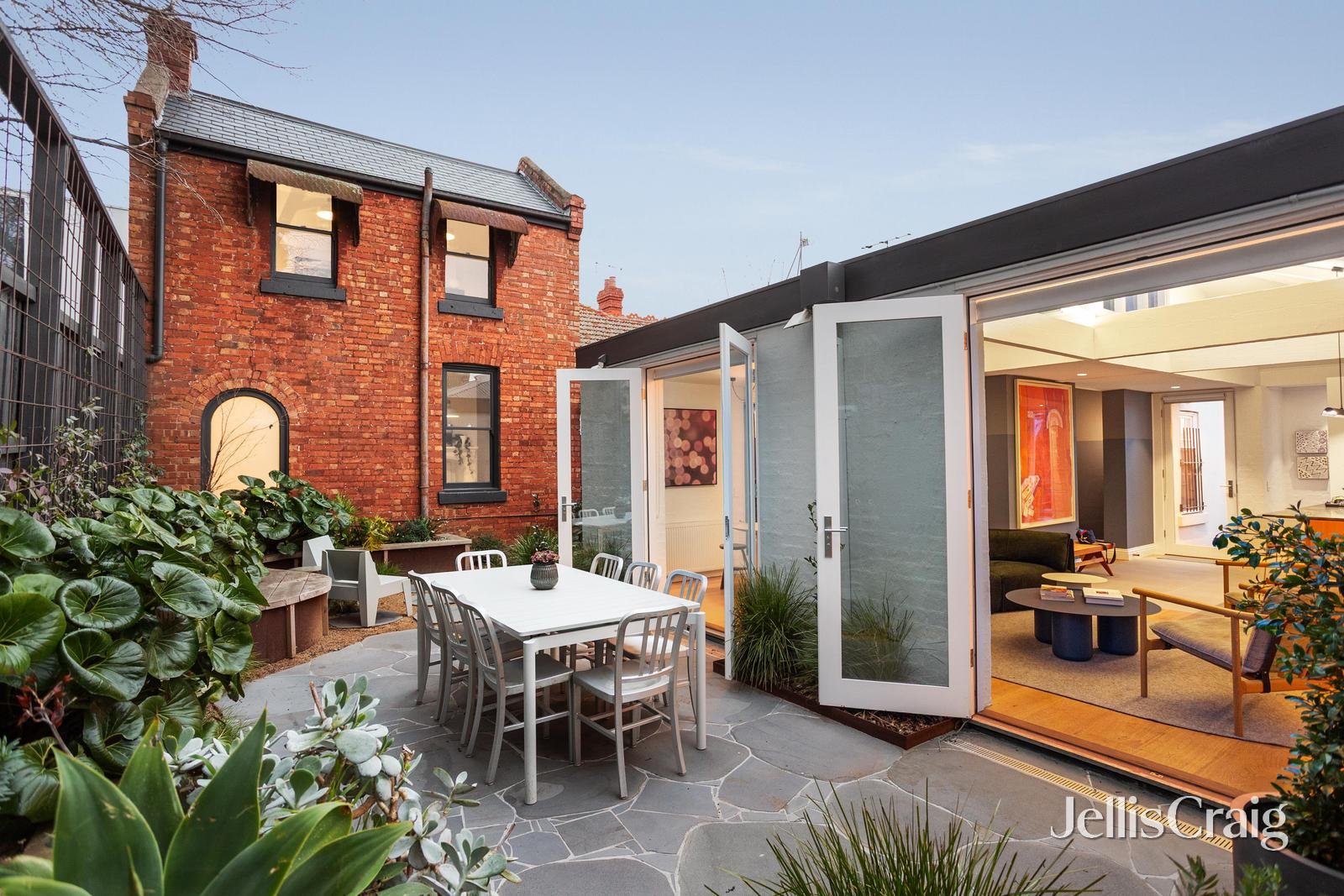 97 Rowena Parade, Richmond image 3