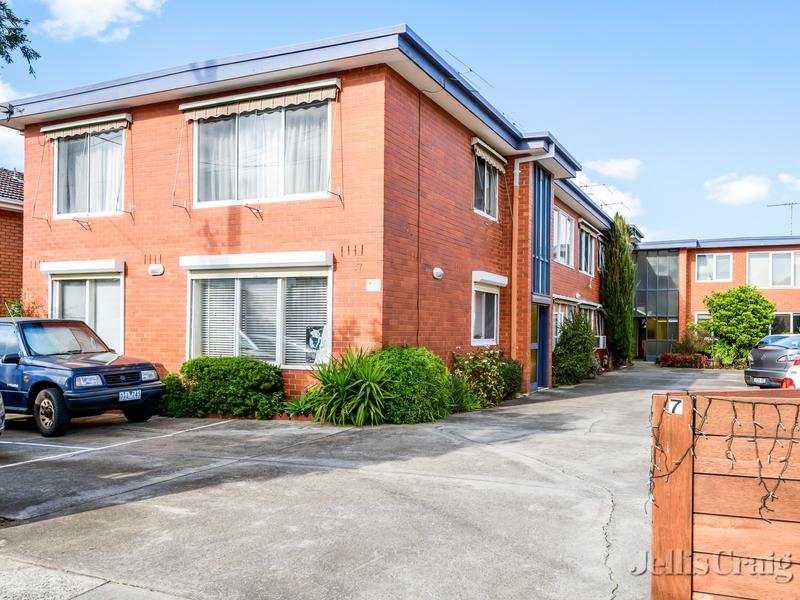 9/7 Smith Street, Thornbury image 1