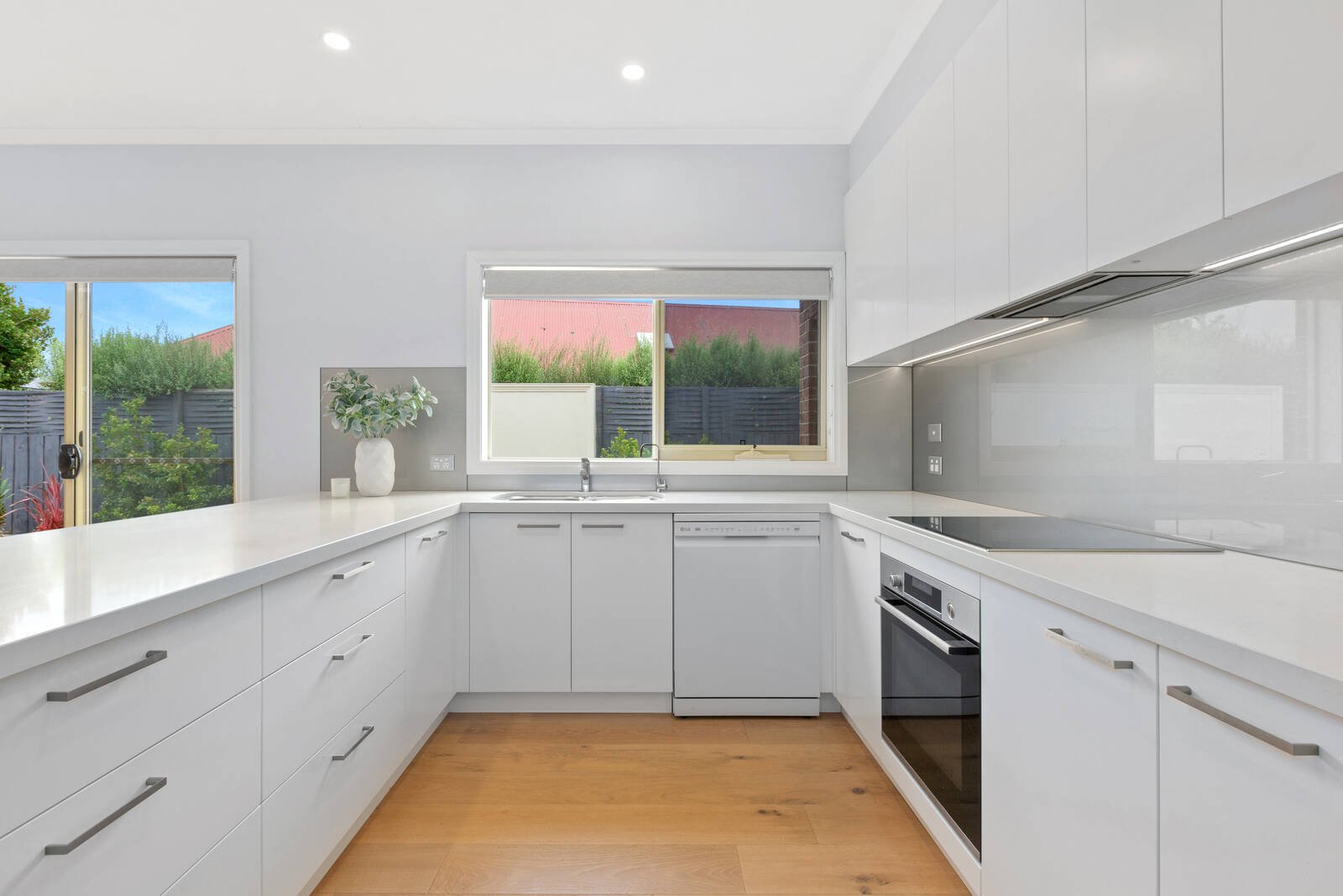 Property Gallery Thumbnail 2