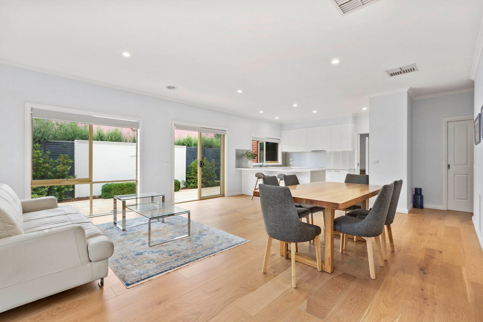 Property Gallery Thumbnail 4
