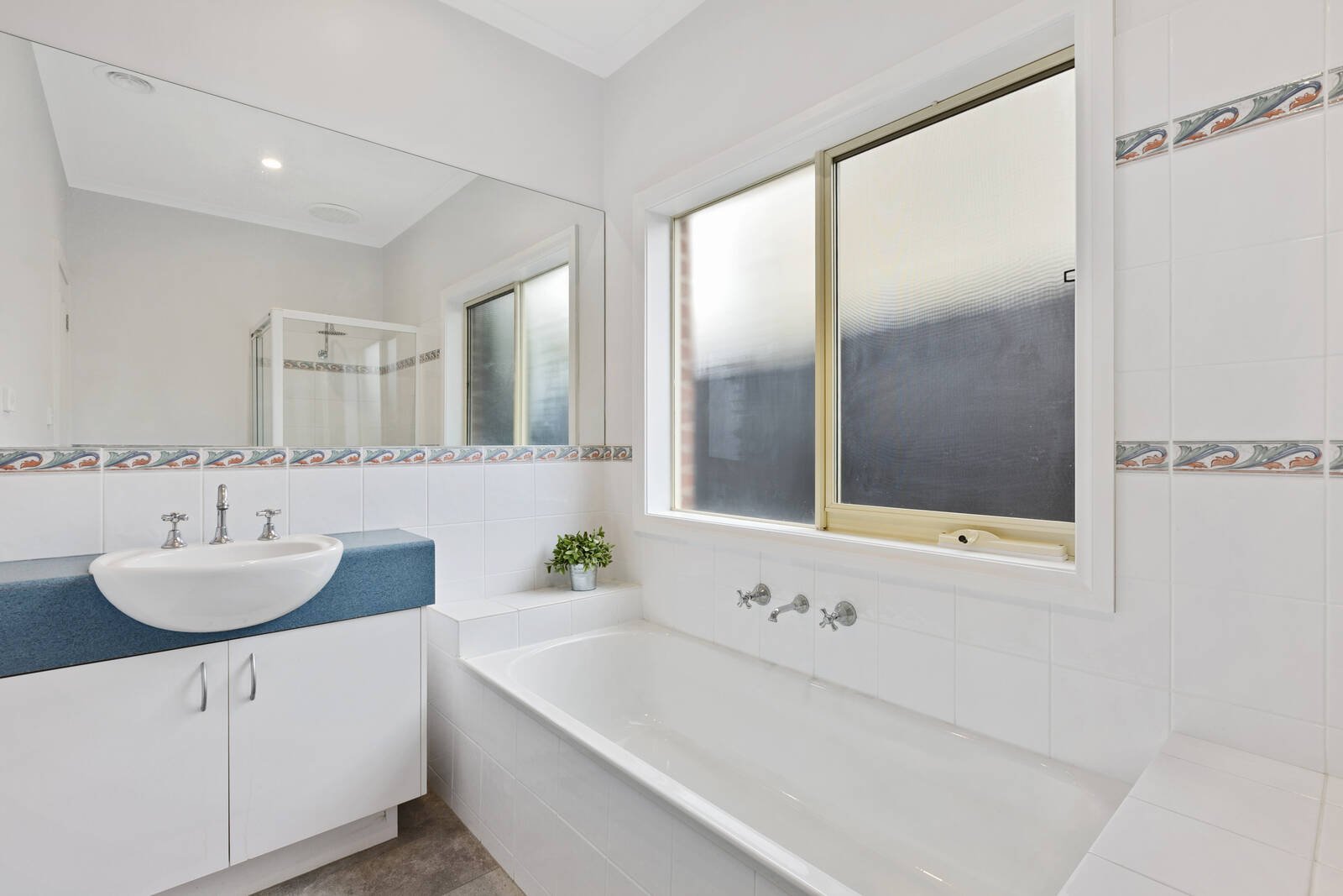 Property Gallery Thumbnail 9