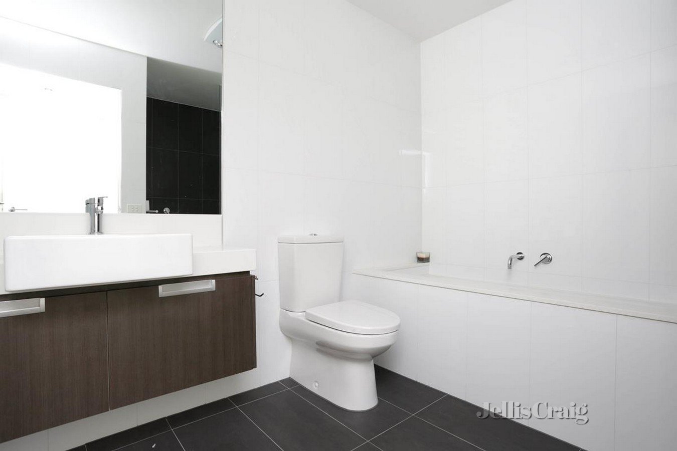 97 Stawell St, Richmond image 5