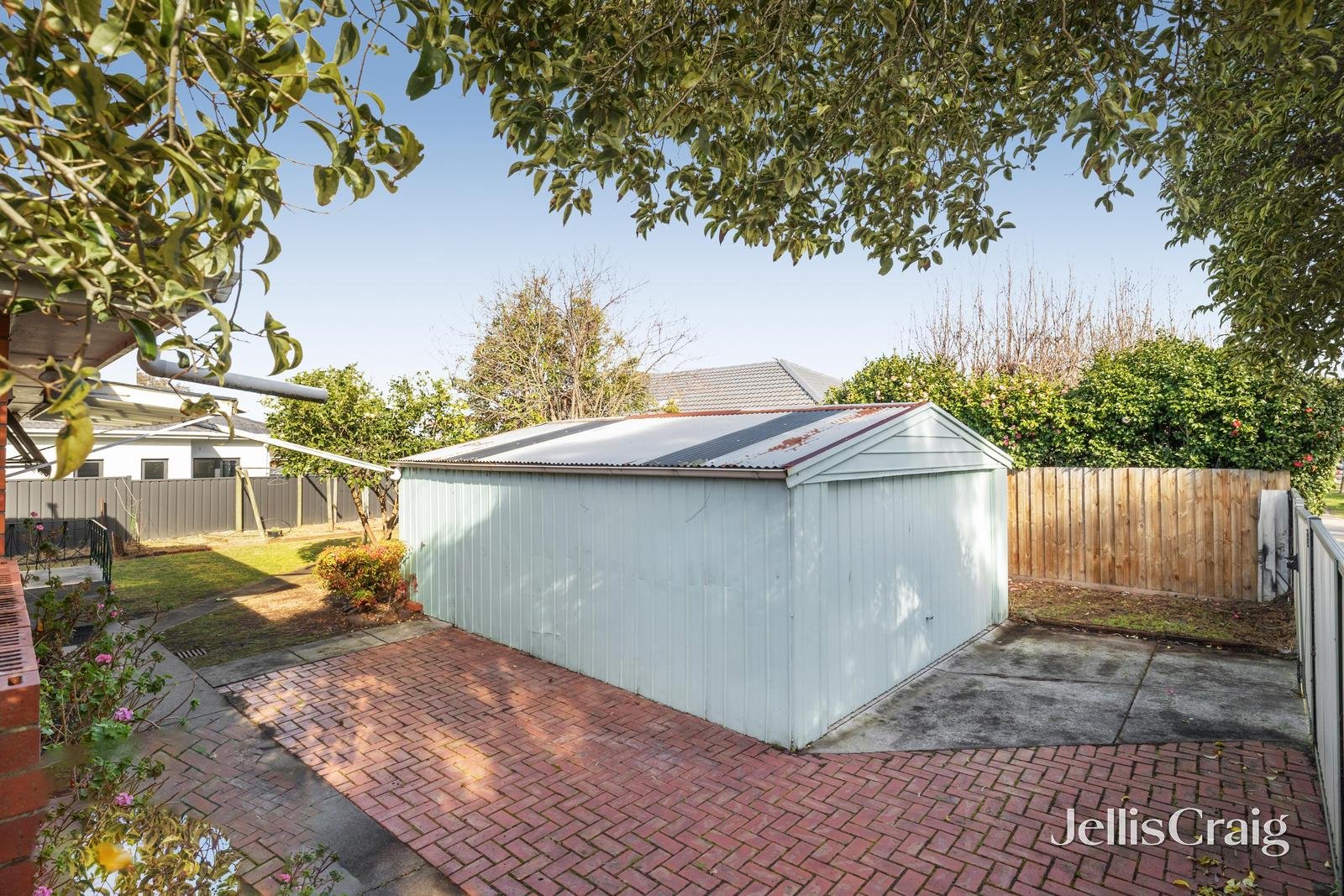 97 Watsons Road, Glen Waverley image 7