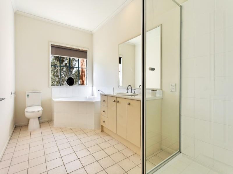 9/745 Burwood Road, Hawthorn East image 7