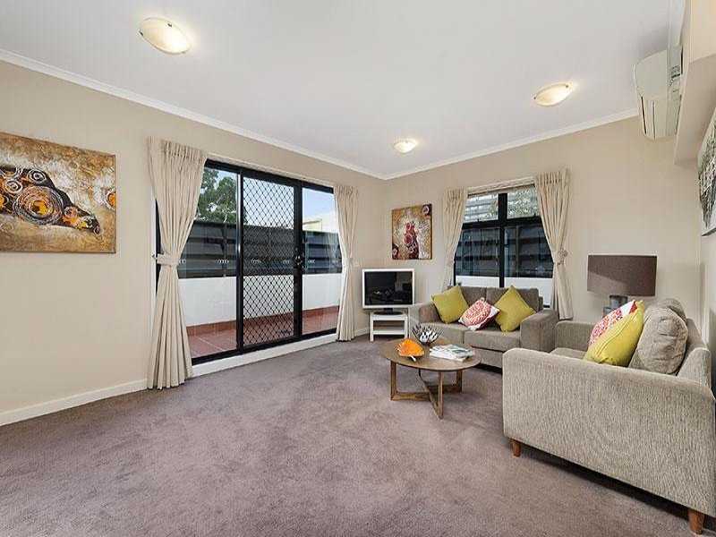 9/75-77 Tram Road, Doncaster image 2