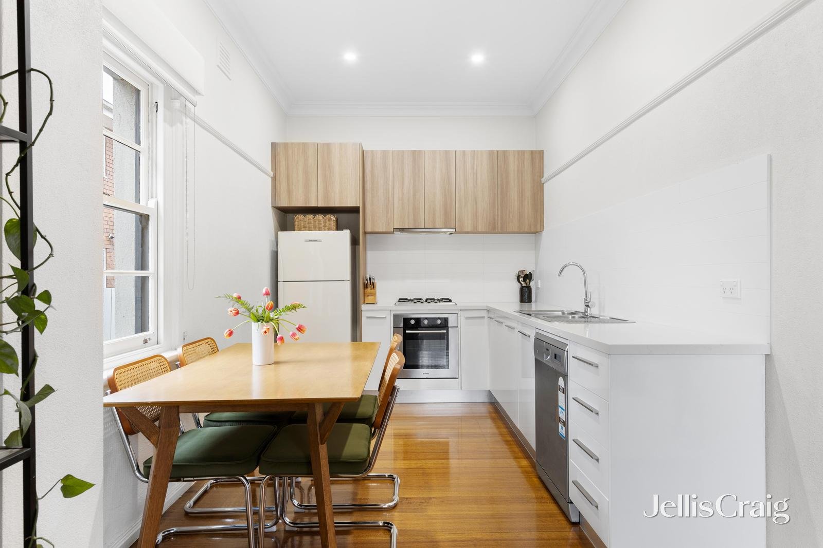 9/761 High Street, Kew East image 4