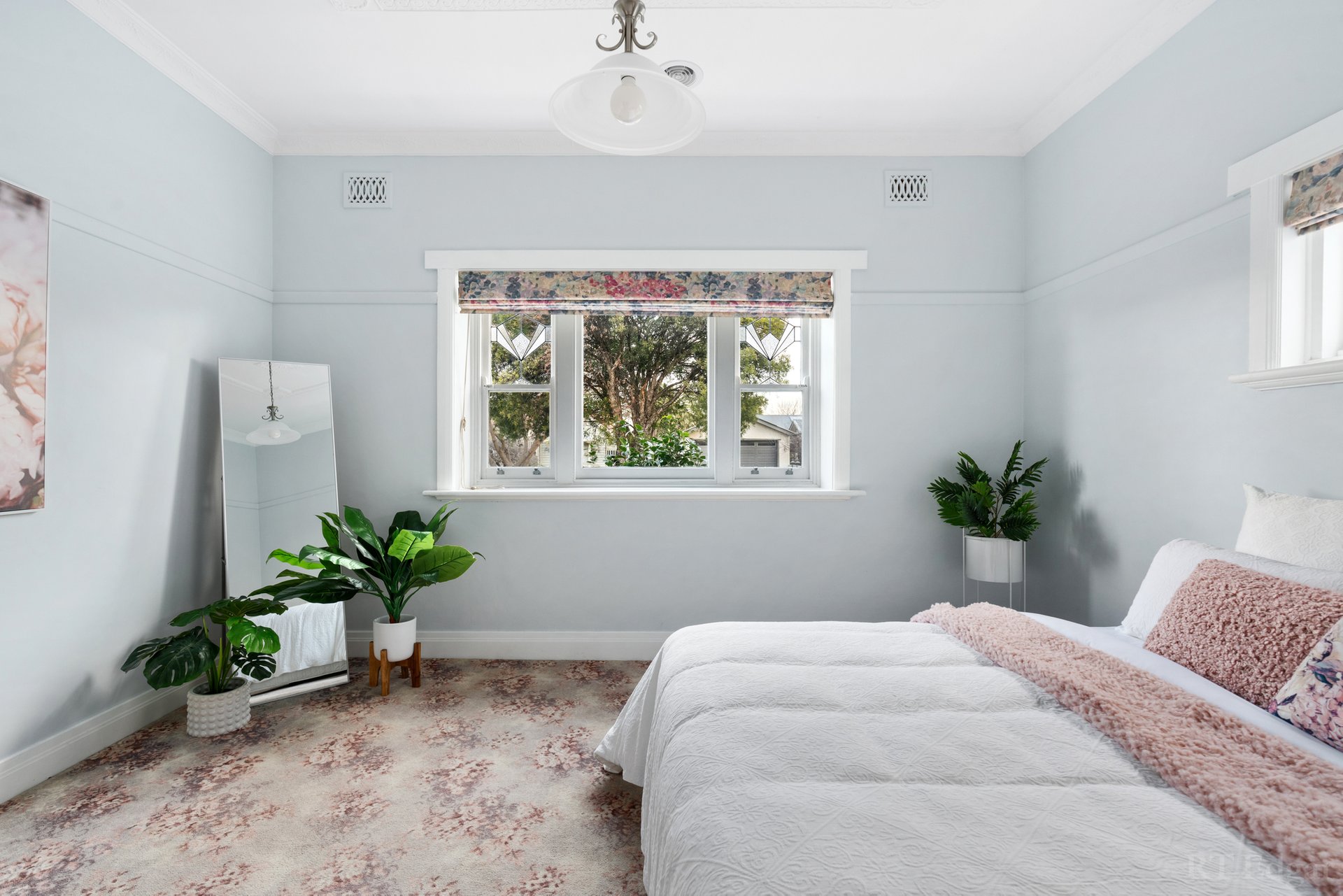 Property Gallery Thumbnail 13