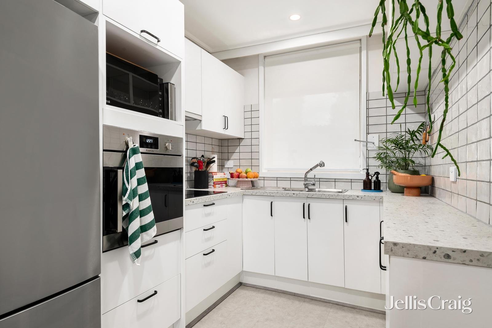 9/8-10 Kent Road, Pascoe Vale image 5