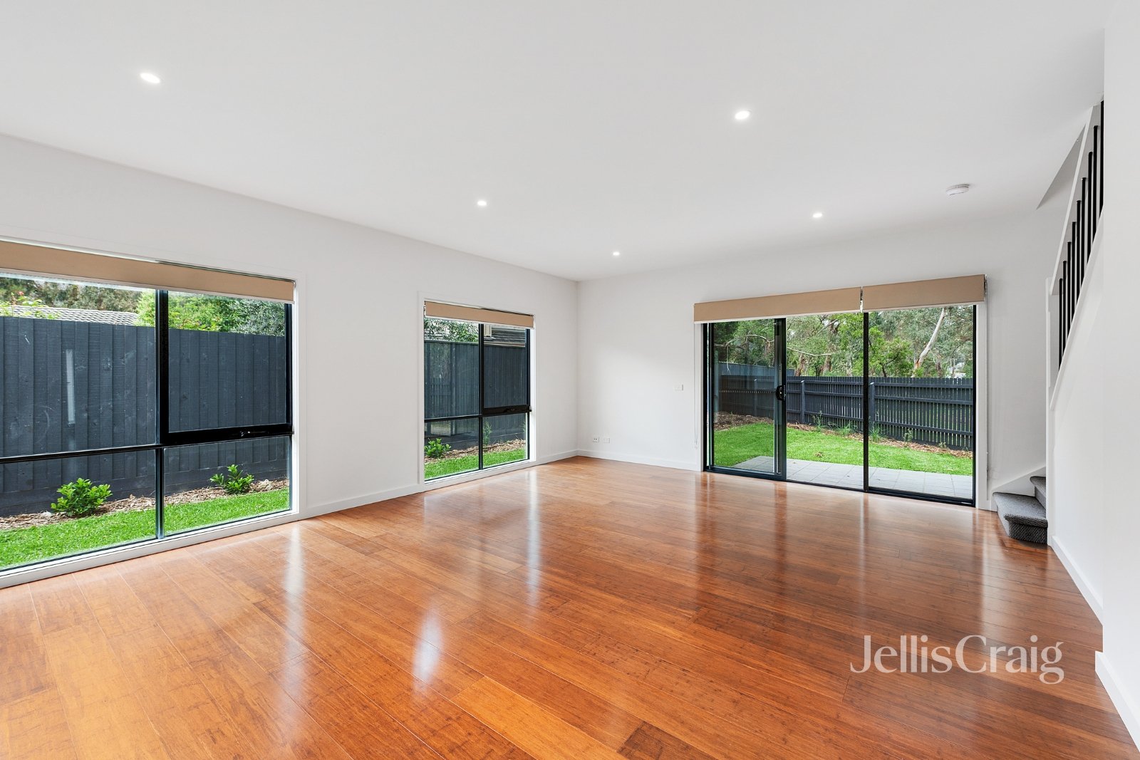 9/8 Amaroo Court, Diamond&nbsp;Creek image 3
