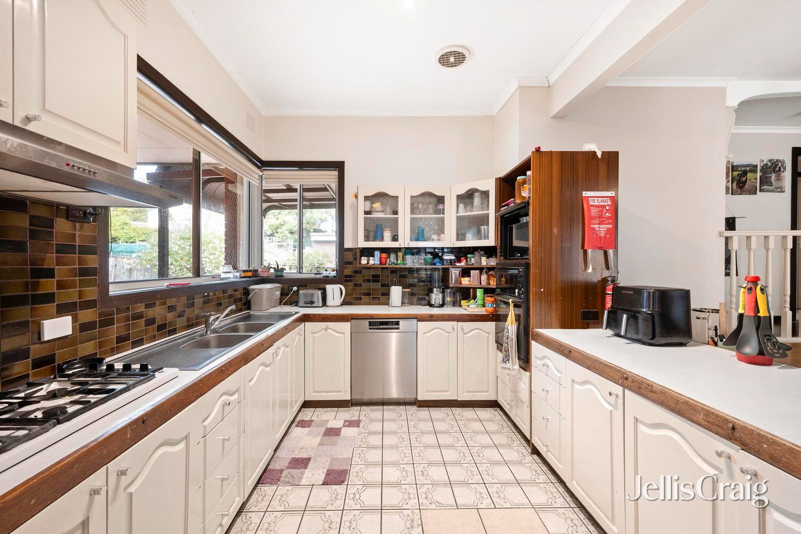 98 Anderson Street, Lilydale image 3