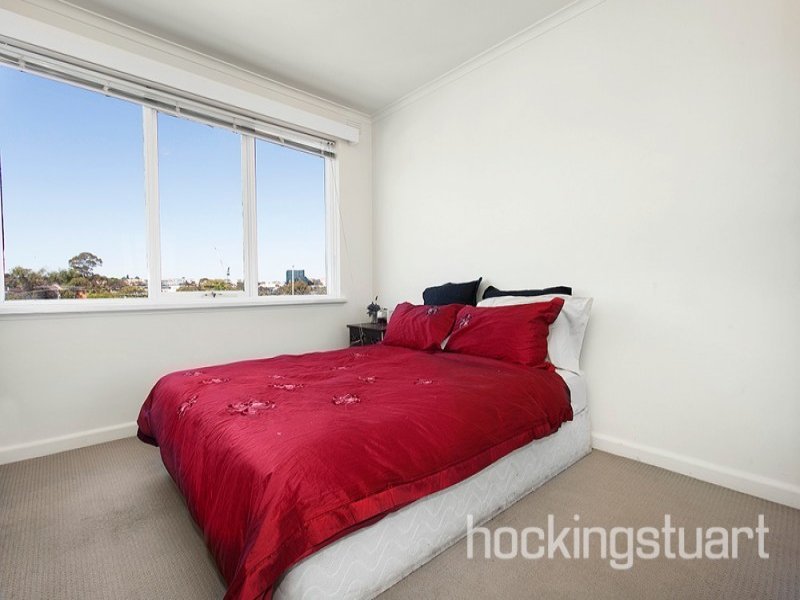 9/8 Auburn Grove, Hawthorn East image 4