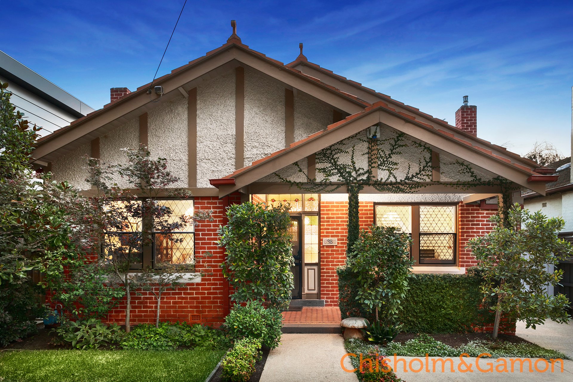 98 Broadway, Elwood image 2