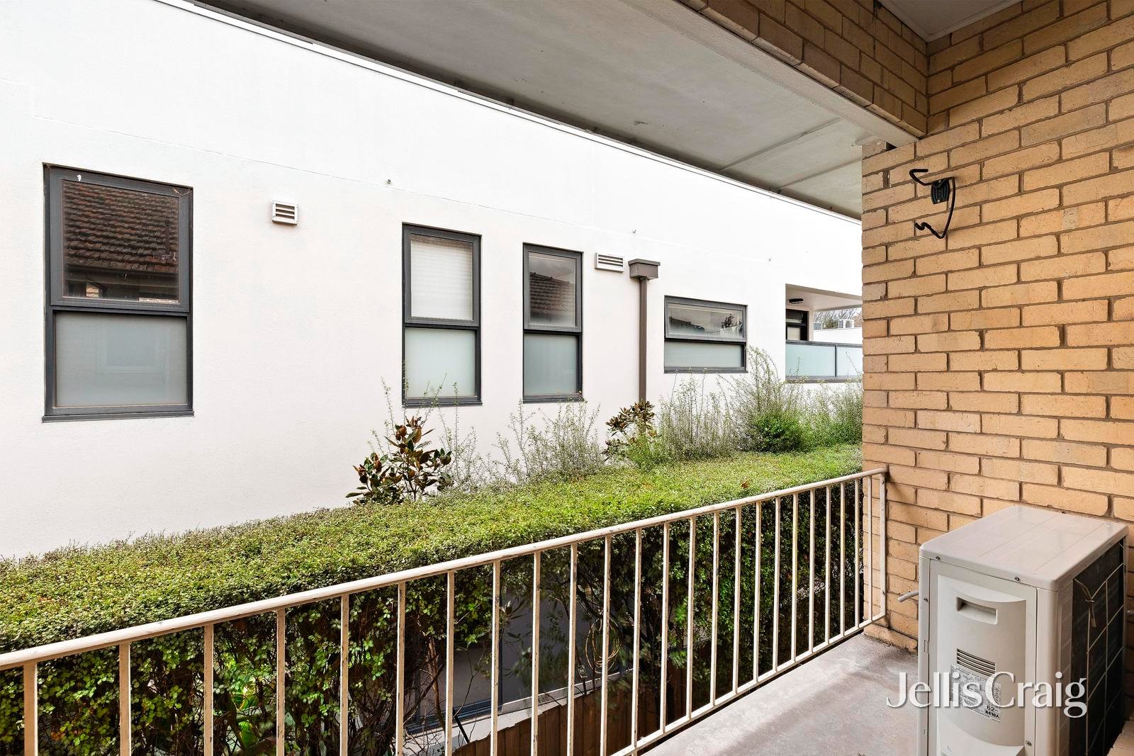 9/8 Docker Street, Elwood image 12