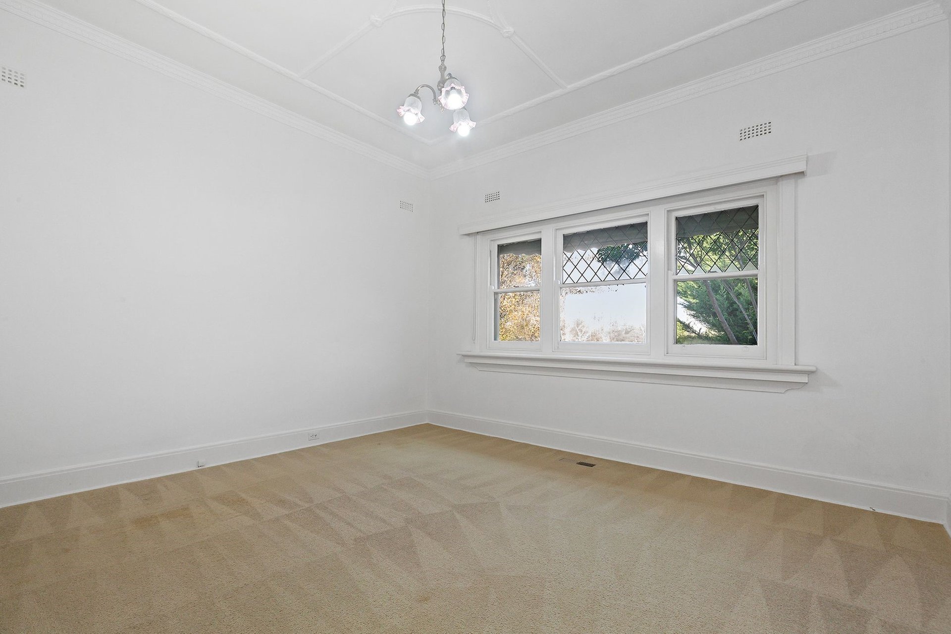 98 Fordham Avenue, Camberwell image 6