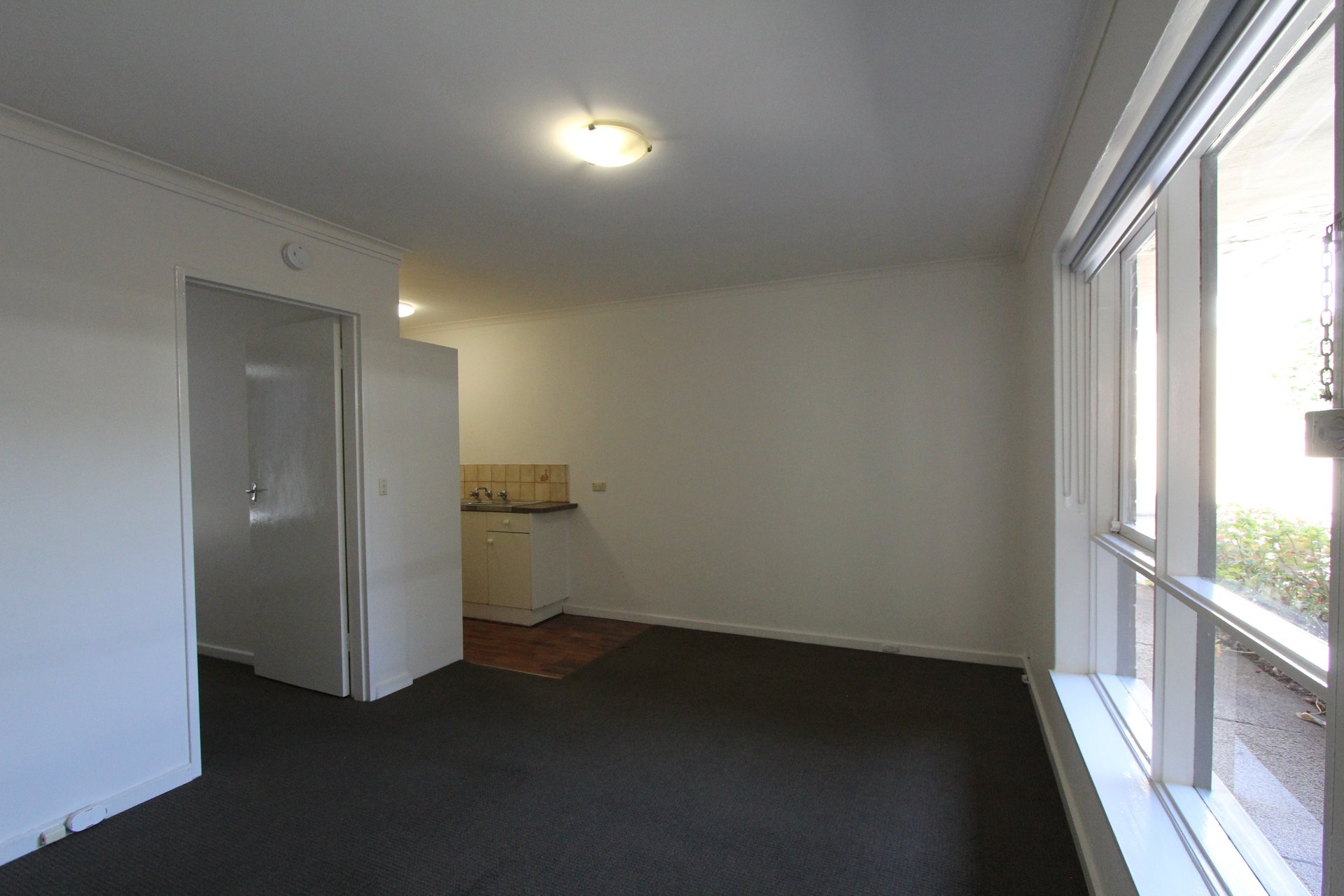 Property Gallery Thumbnail 2