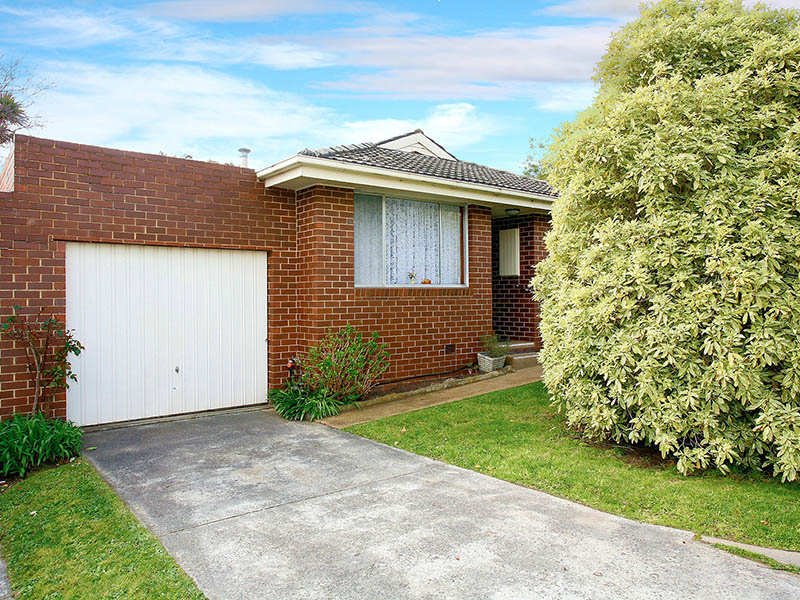 9/8 Thomas Street, Ringwood image 5