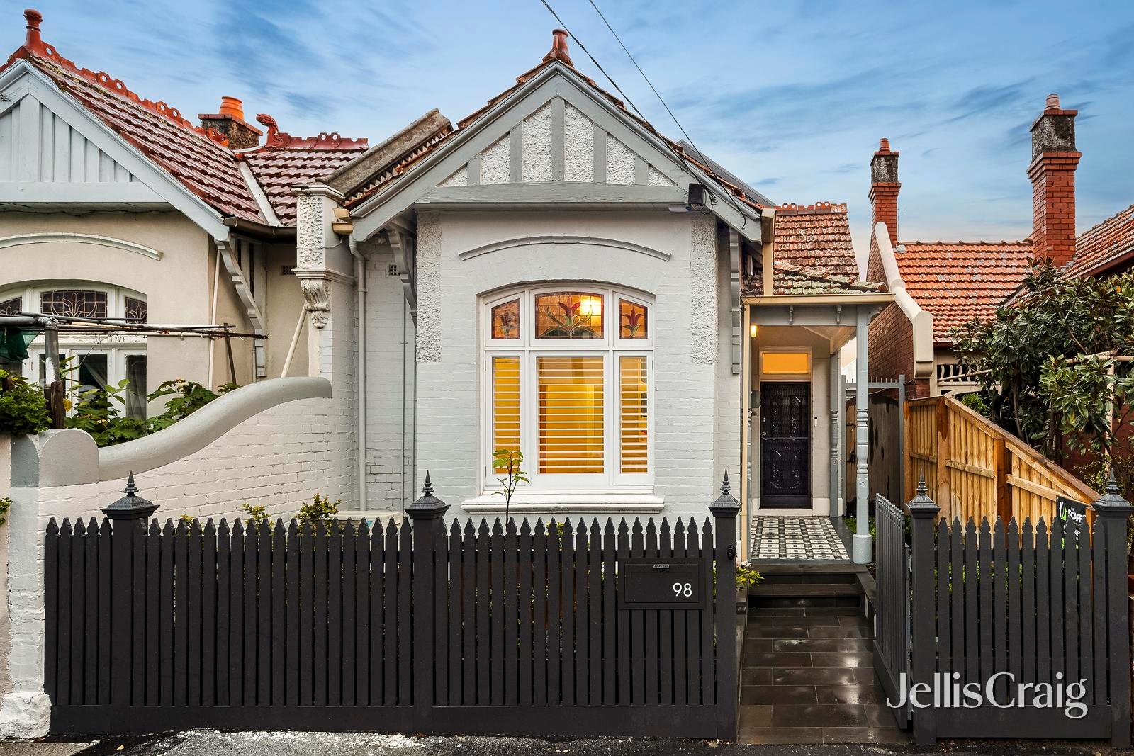 98 Union Street, Windsor image 1