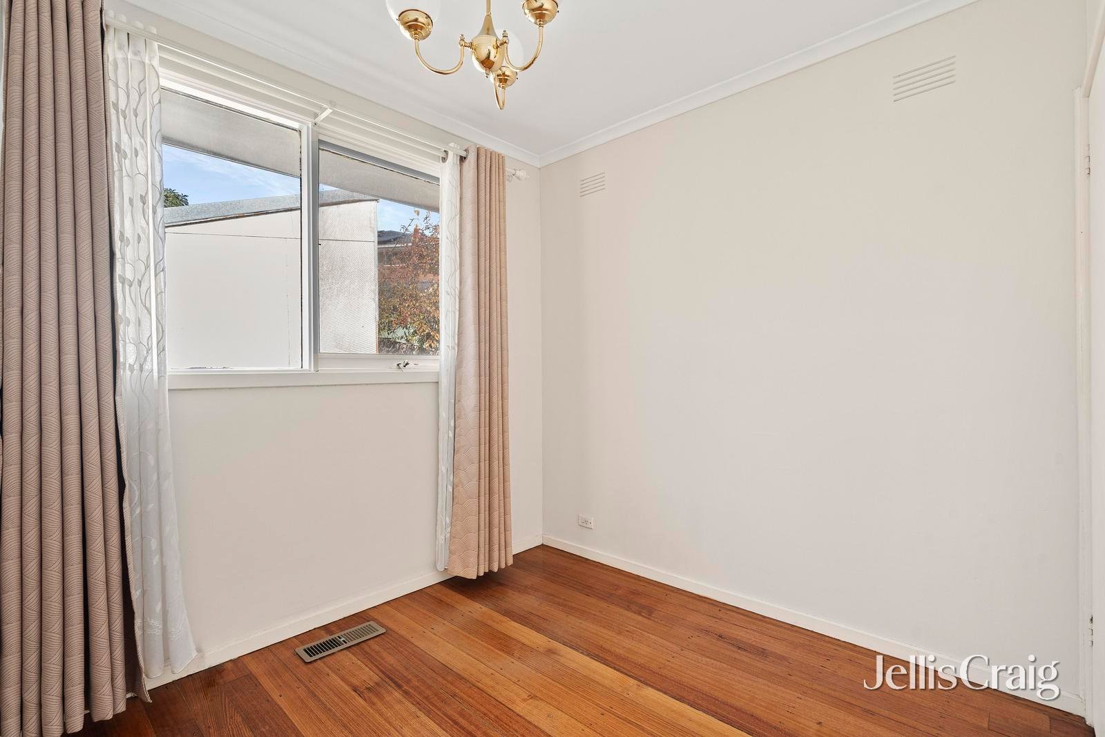 98 Wilsons Road, Doncaster image 9