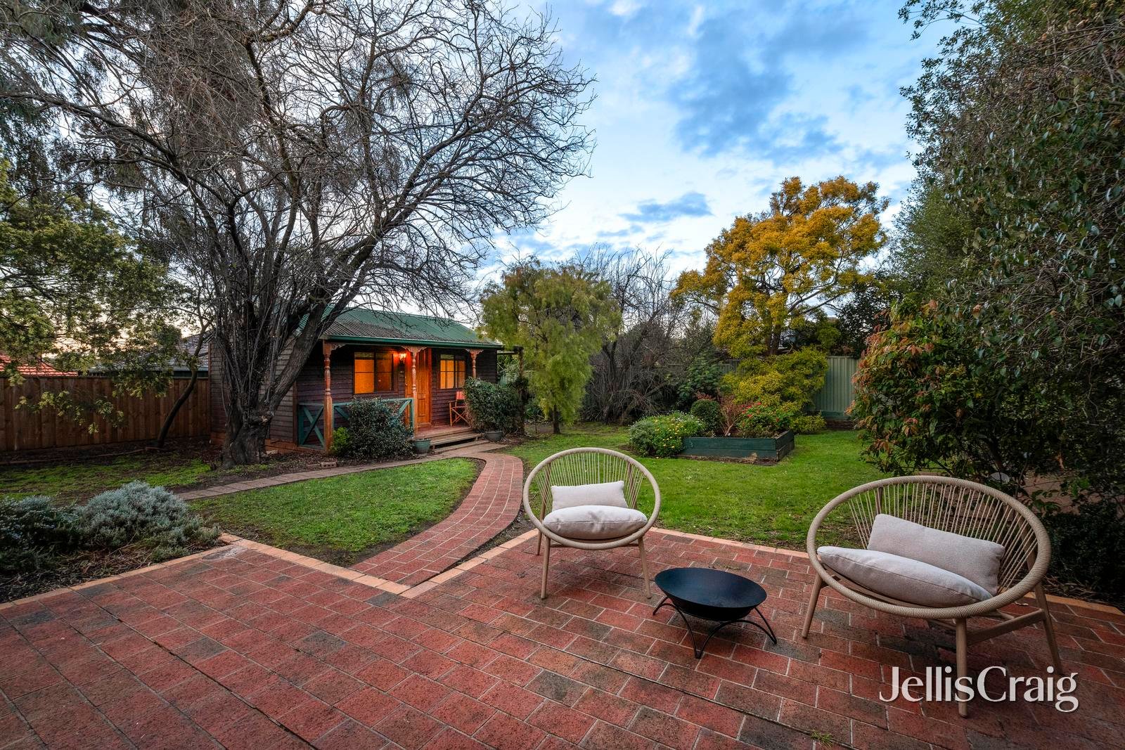 98 Winston Road, Viewbank image 11