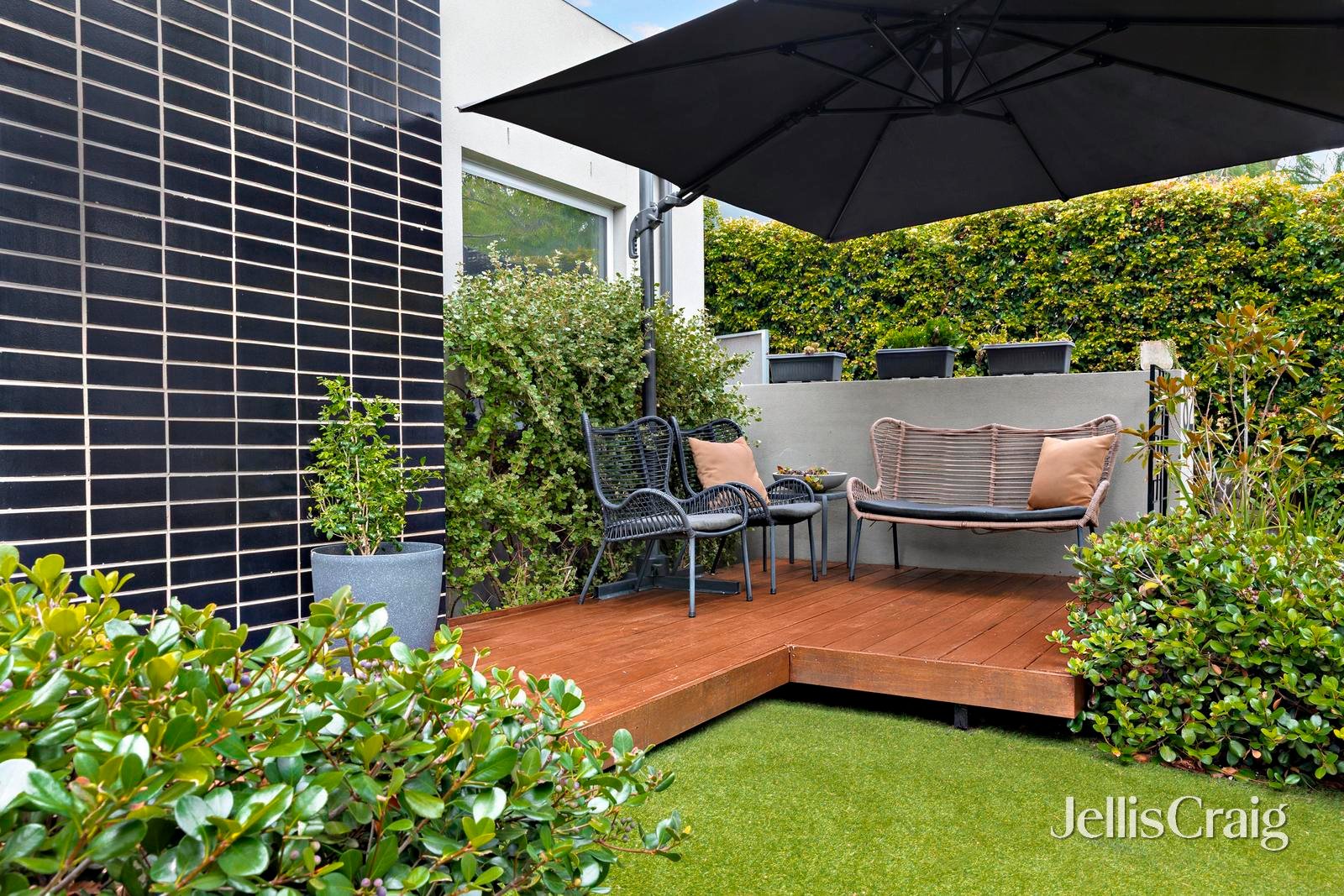 9/82 Richardson Street, Essendon image 10