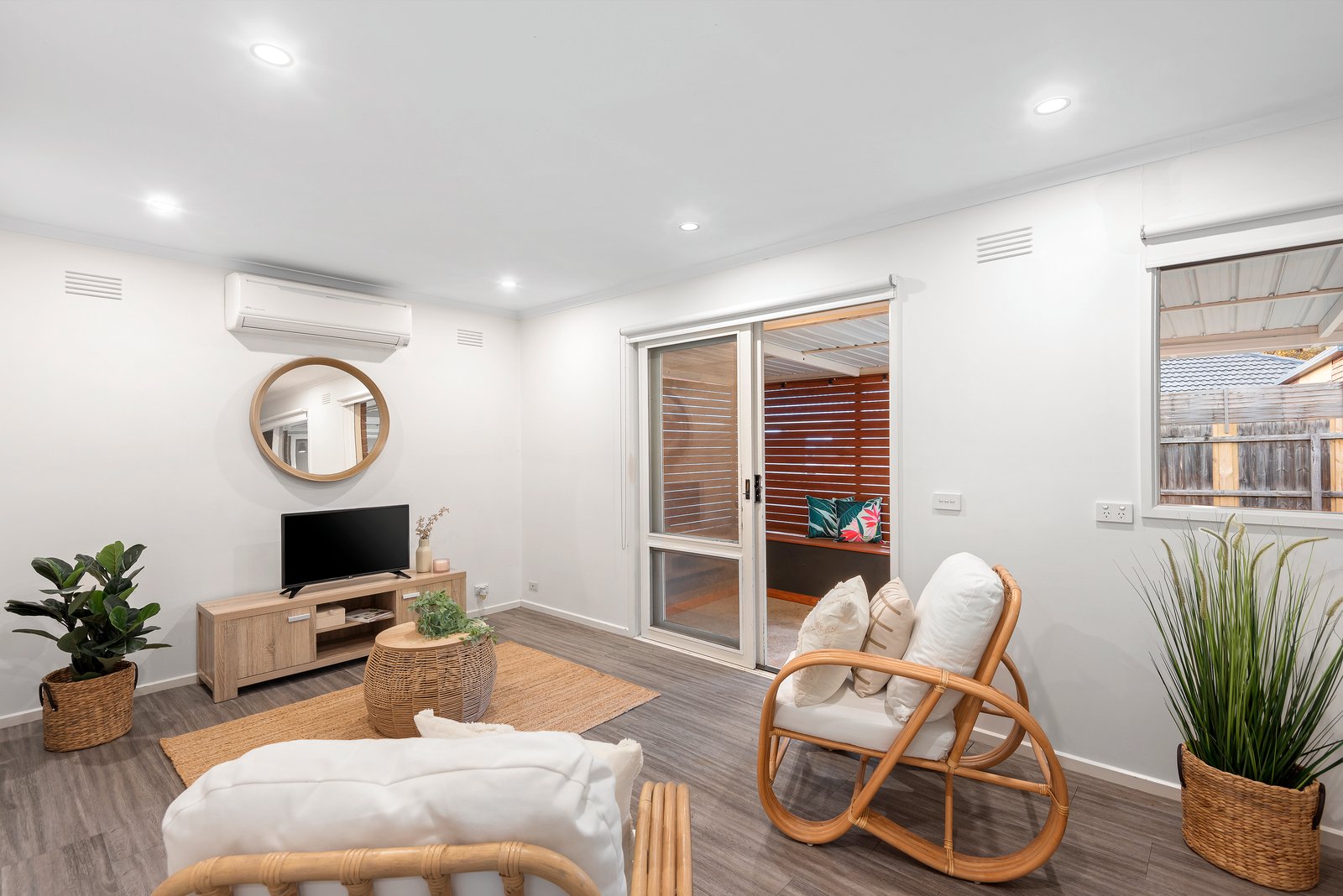 Property Gallery Thumbnail 7