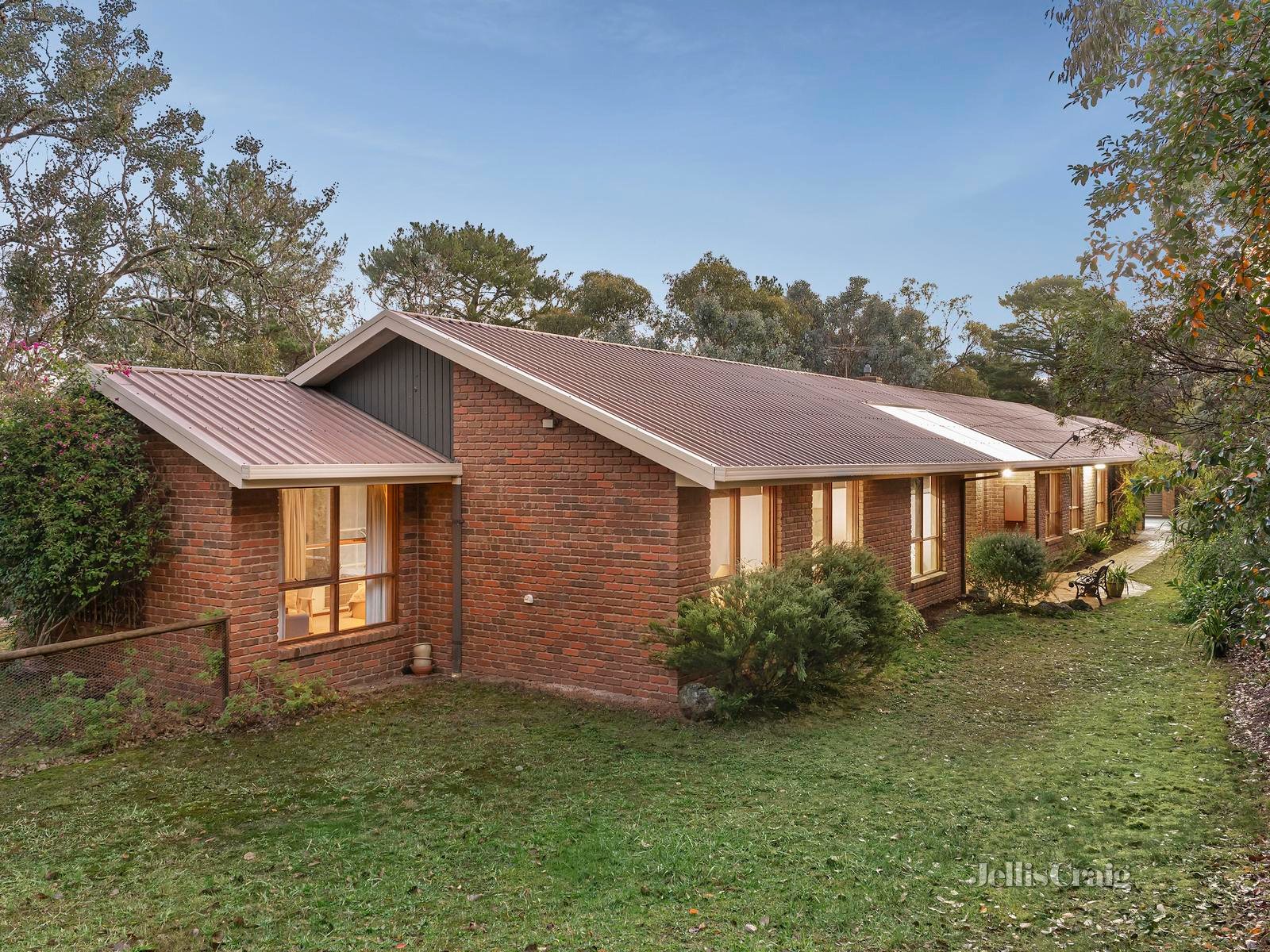 99-103 Smedley Road, Park Orchards image 5
