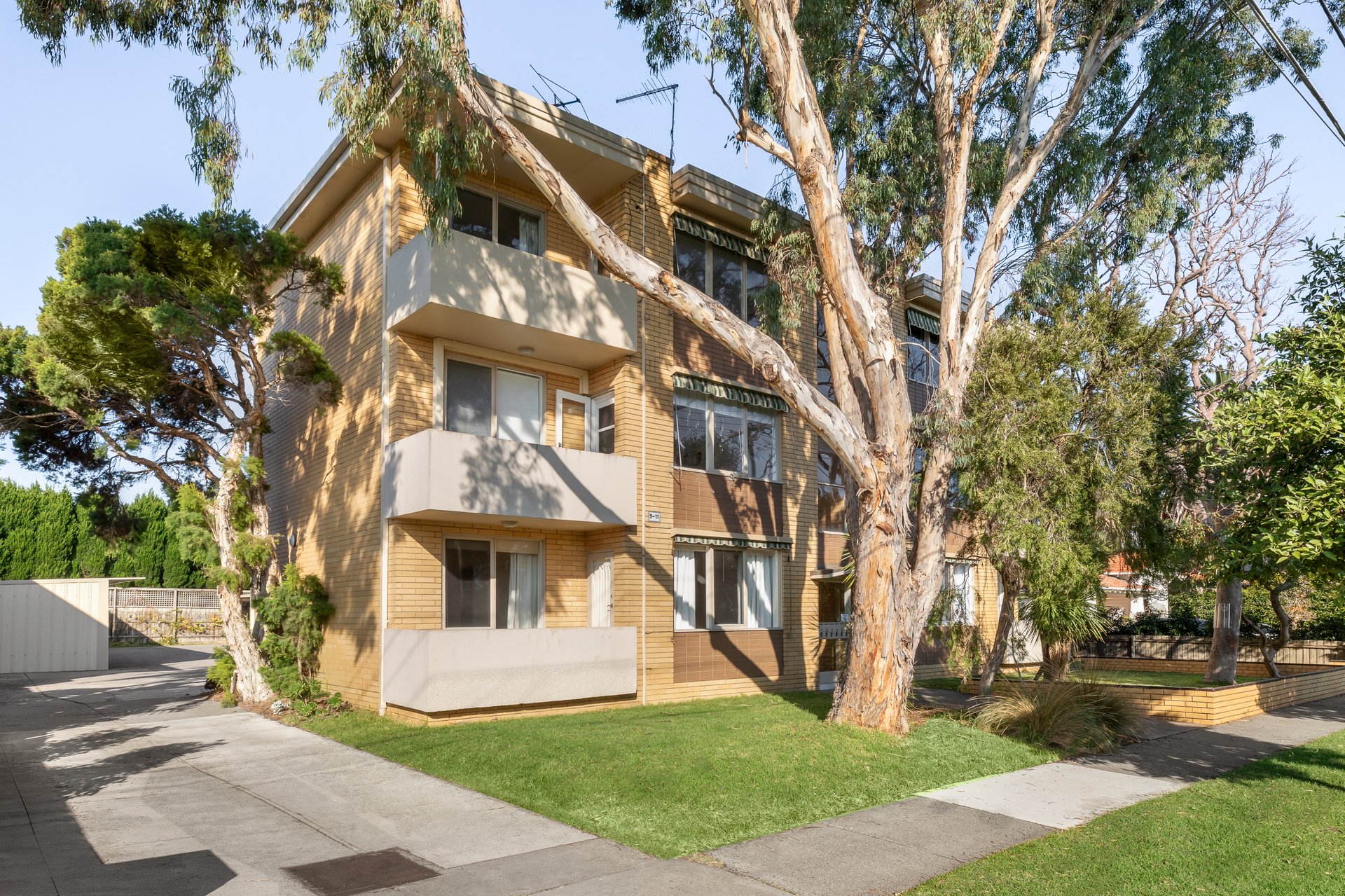 Property Gallery Thumbnail 10