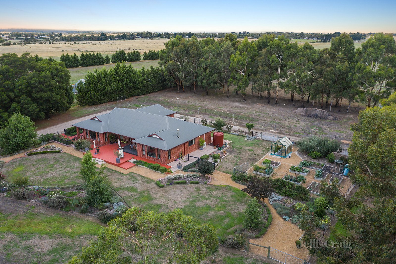 99 Bells Road, Smythes Creek image 13