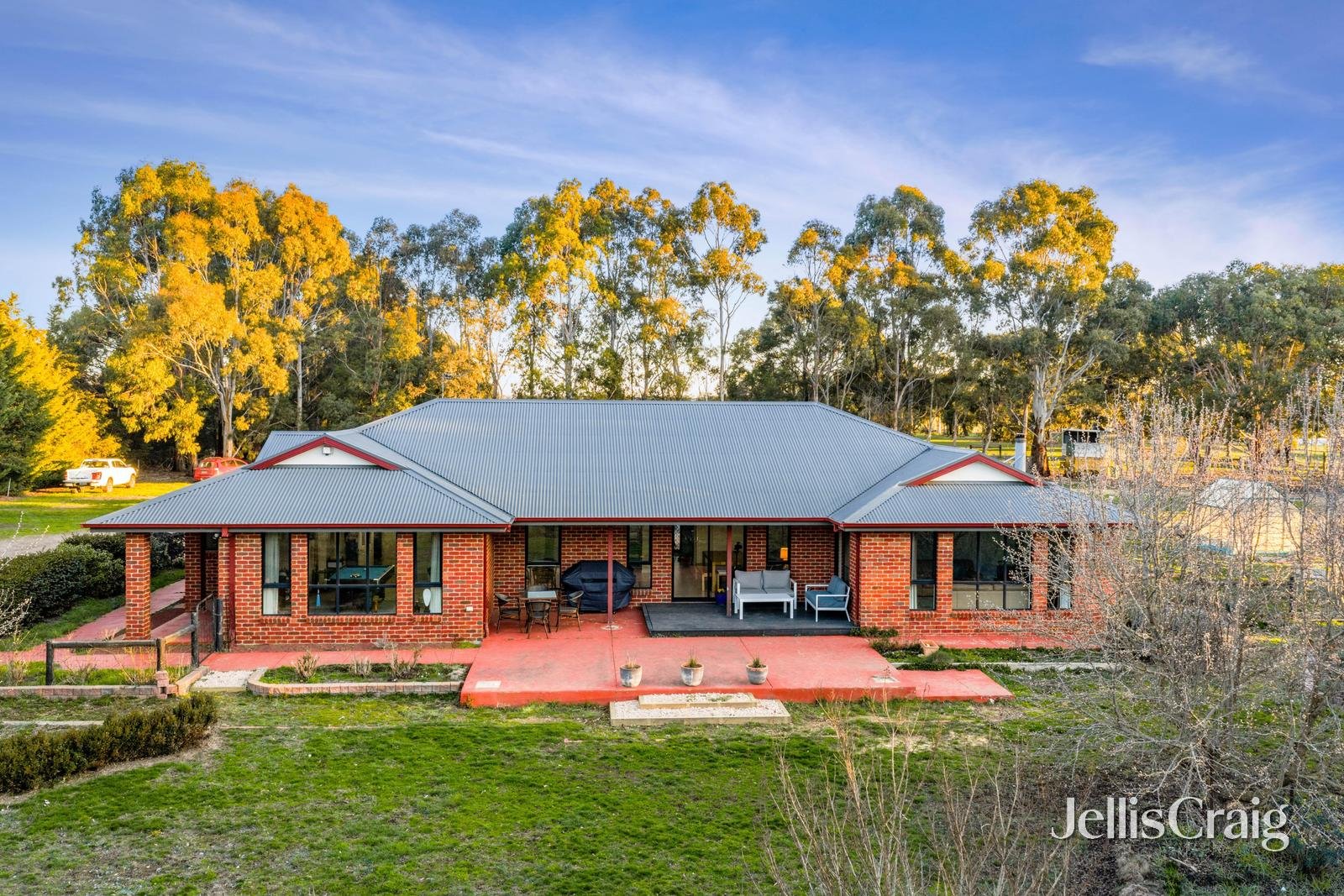 99 Bells Road, Smythes Creek image 2