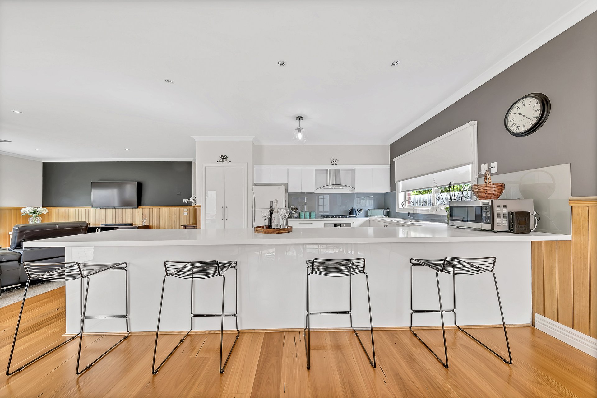 99 Carr Street, East Geelong image 2