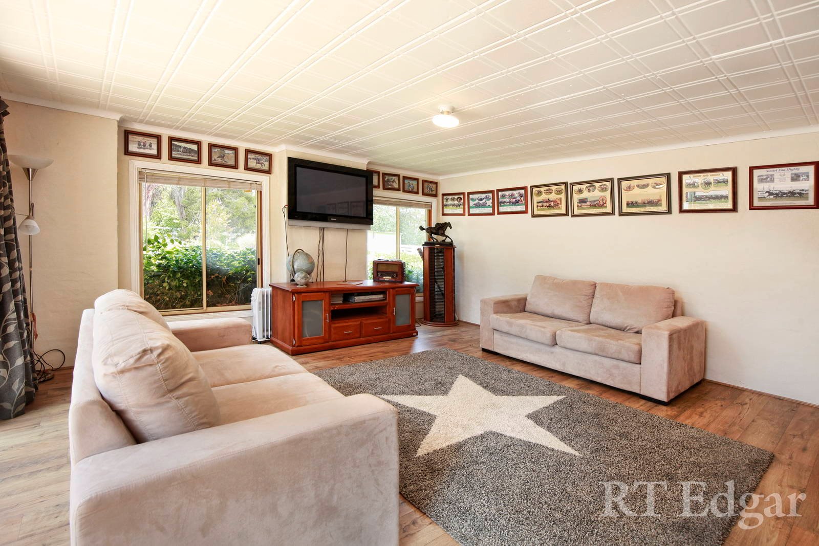 Property Gallery Thumbnail 7