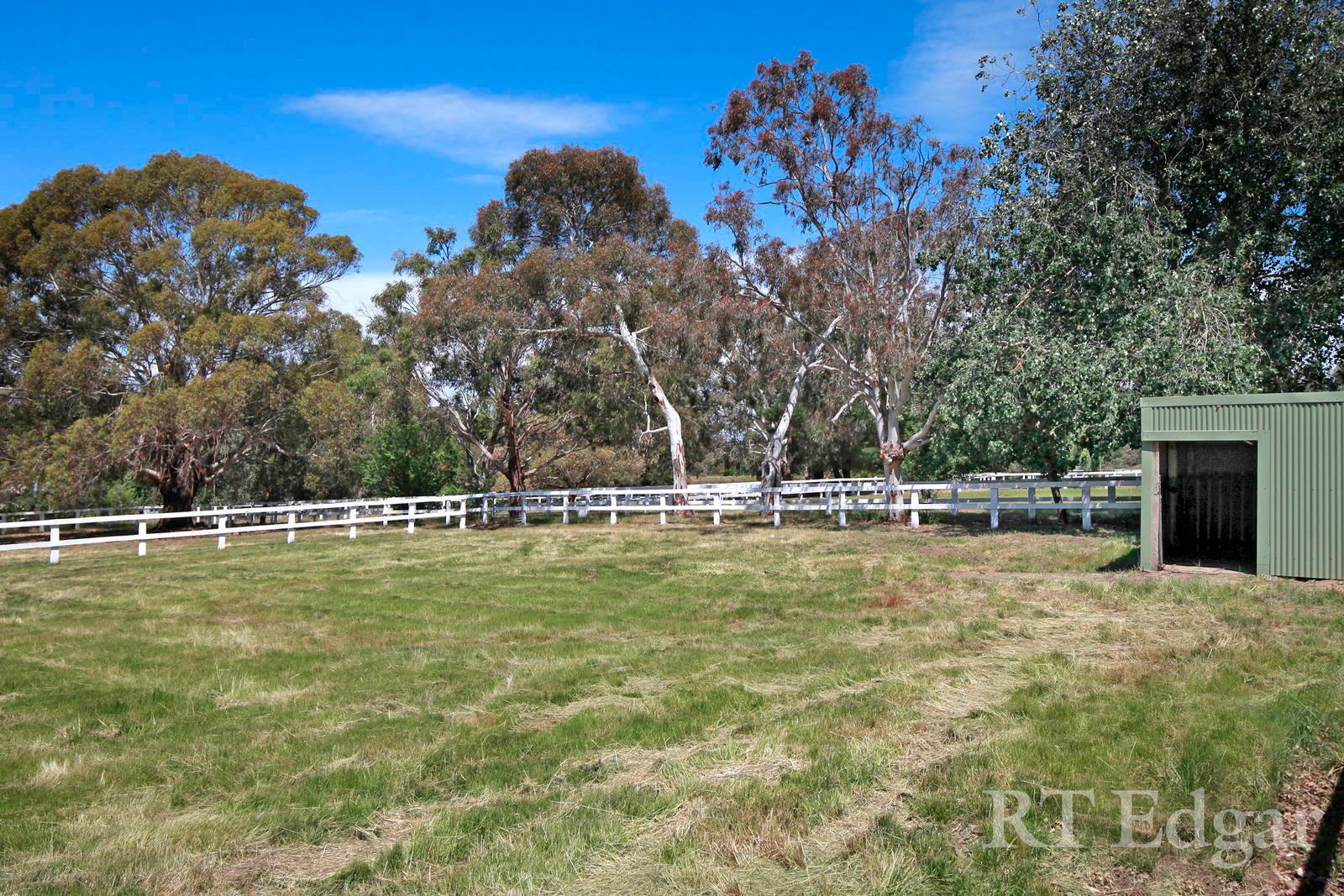 Property Gallery Thumbnail 18