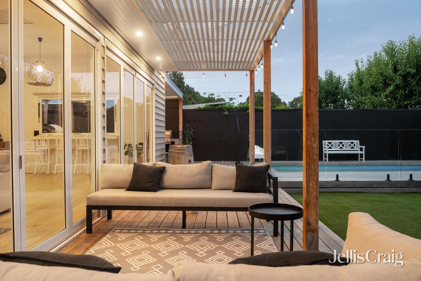 99 Eglinton Street, Kew image 14