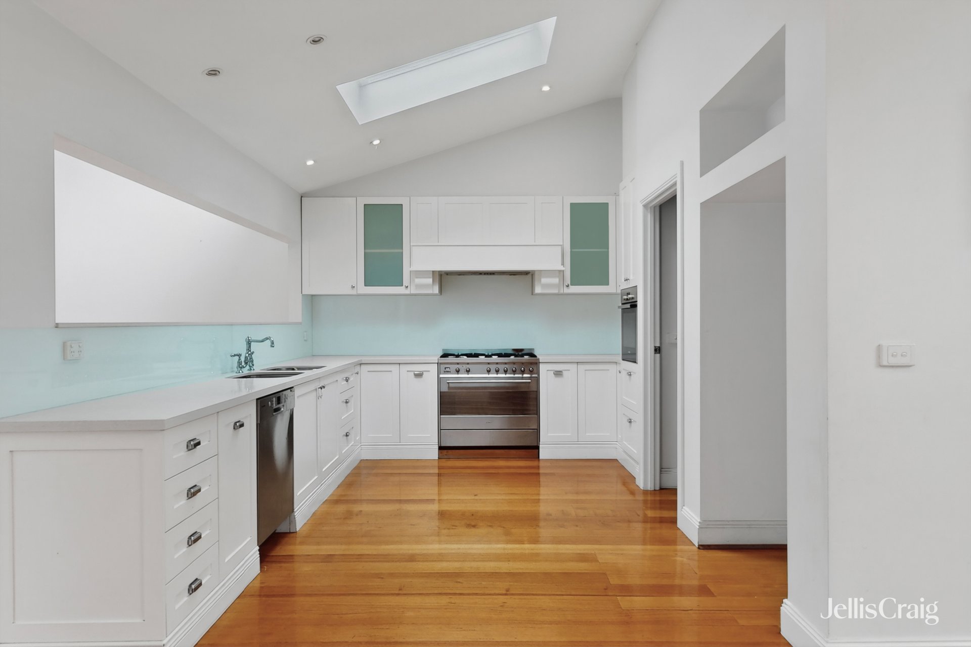 99 Eglinton Street, Moonee Ponds image 4