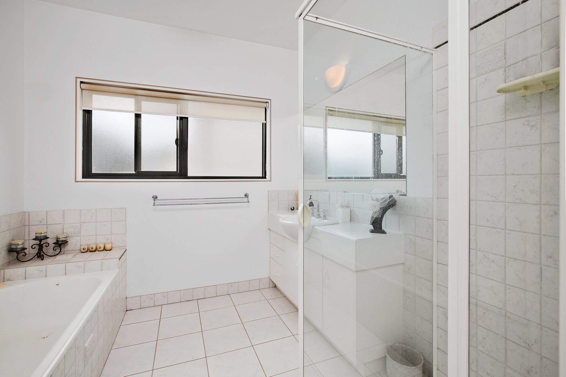 Property Gallery Thumbnail 7