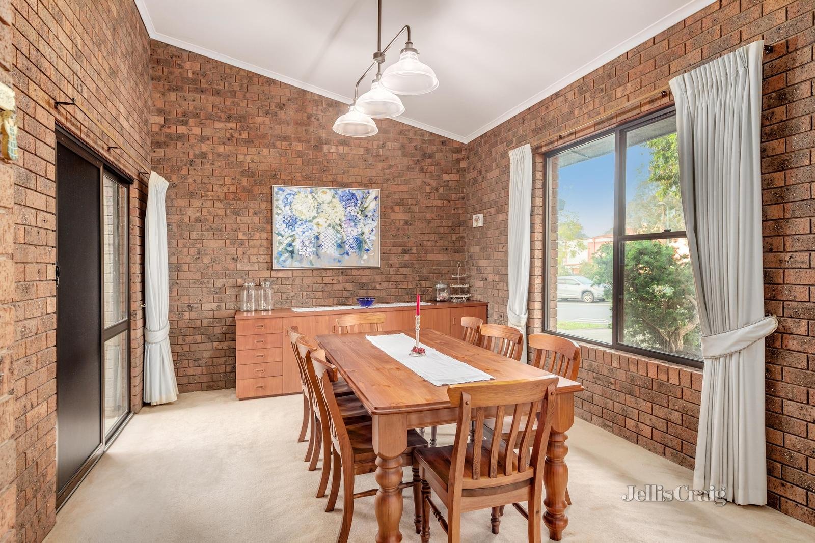 99 Landscape Drive, Doncaster East image 3