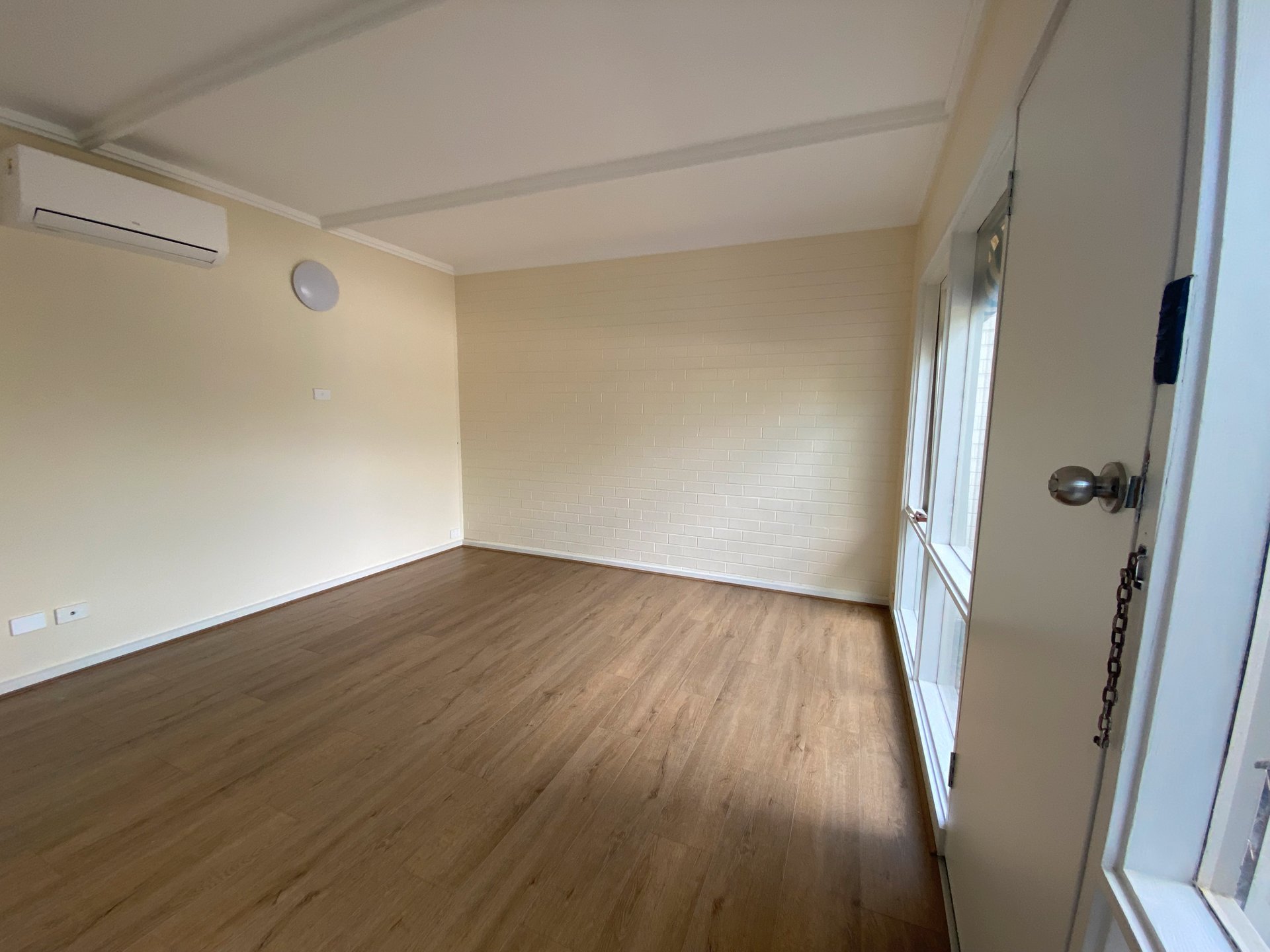 9/94 Aphrasia Street, Newtown image 4