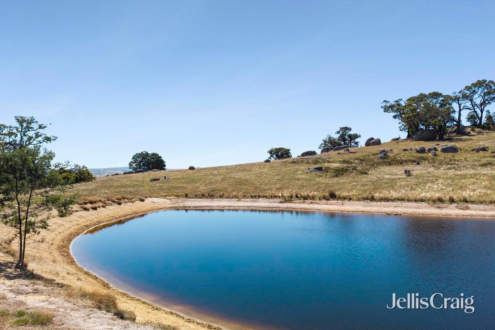 995 Lancefield-Pyalong Road, Nulla&nbsp;Vale image 2