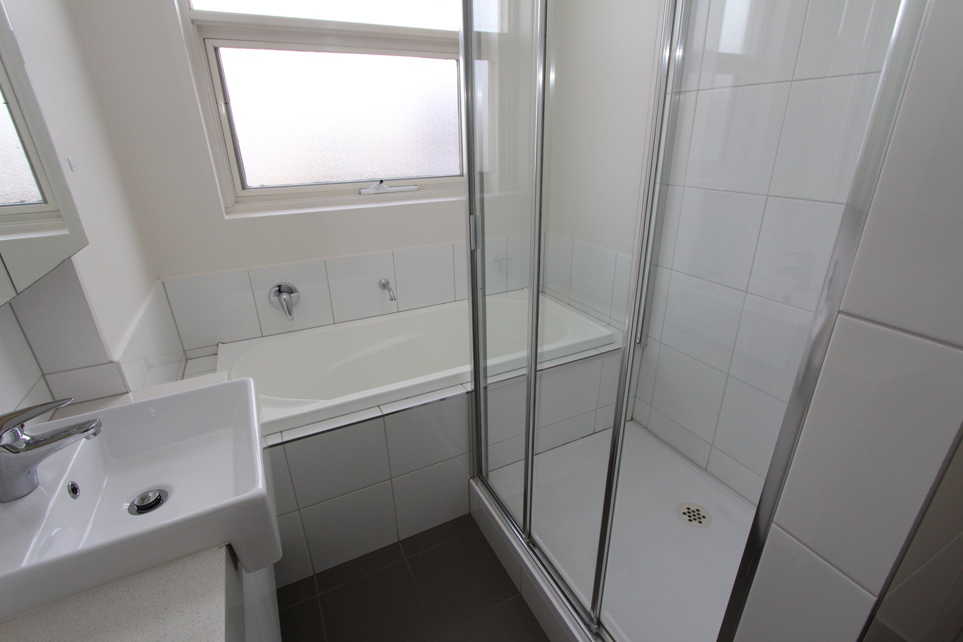 Property Gallery Thumbnail 8