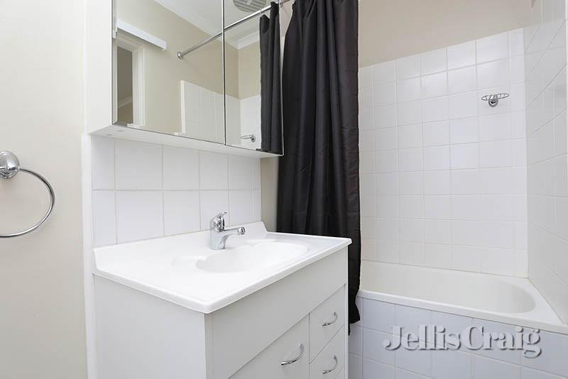 9/951 Punt Road, South Yarra image 6