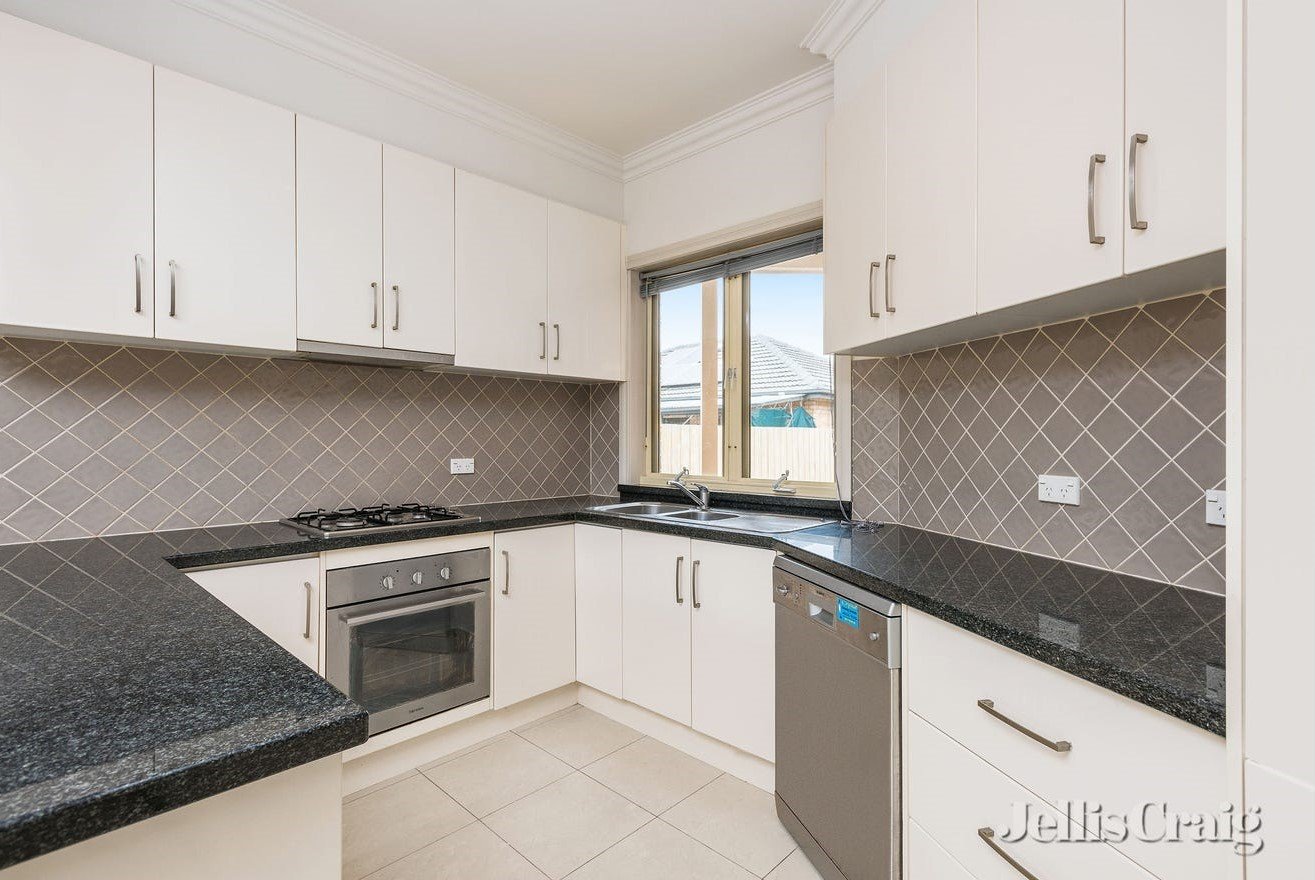 9a Bonny Street, Bentleigh East image 2