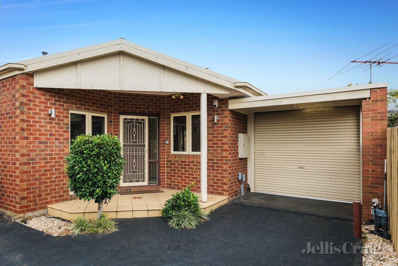 9a Bonny Street, Bentleigh East image 1
