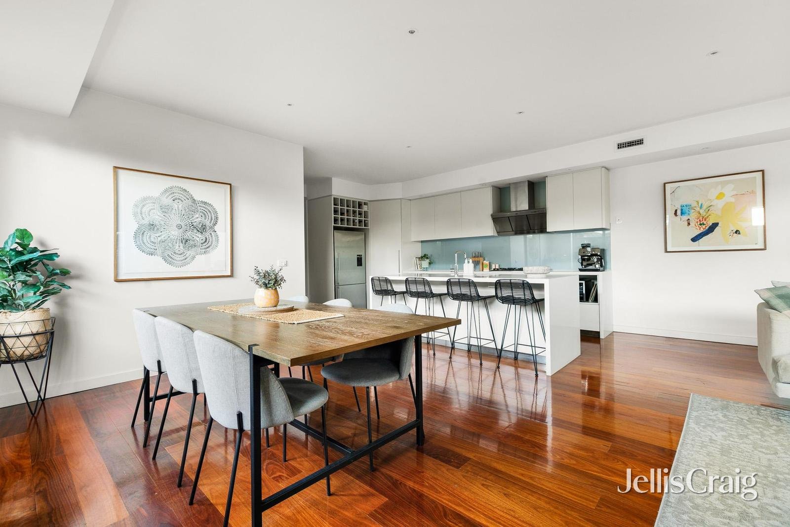 9a Churchill Avenue, Cheltenham image 6