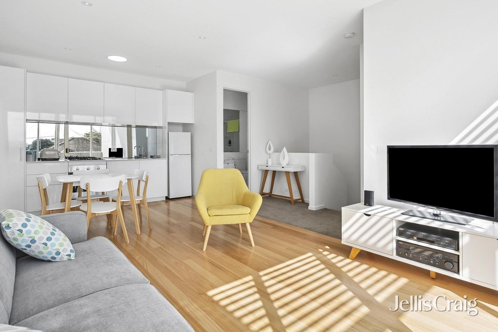 9A Collins Street, Geelong West image 2