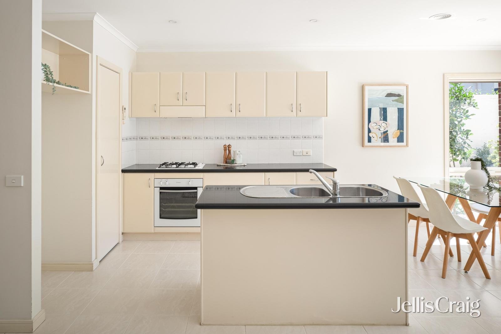 9A Comport Street, Beaumaris image 3