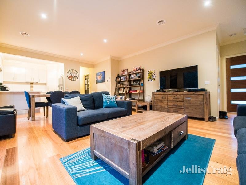 9A Cromwell Street, Eltham image 2