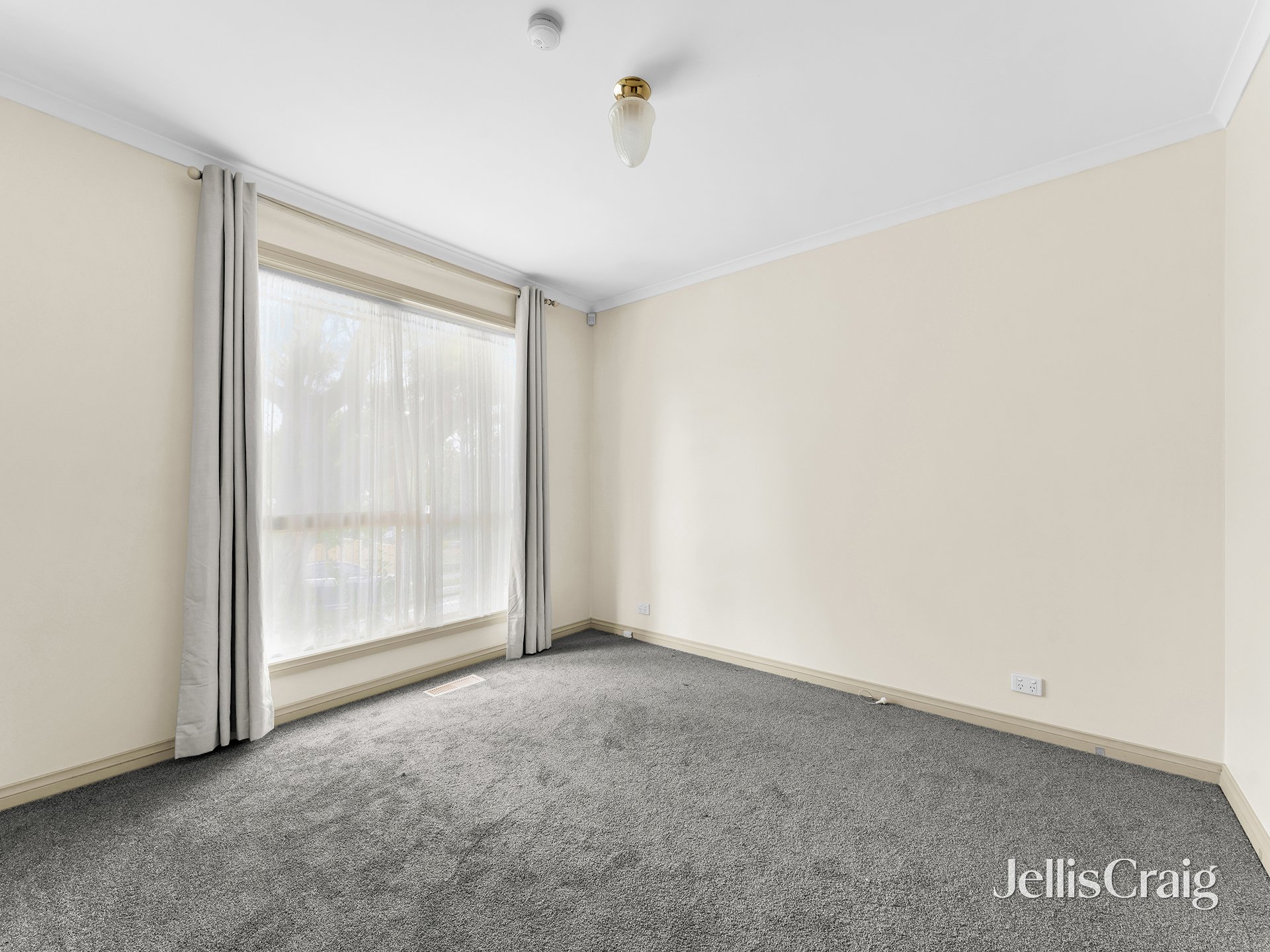 9A Emerald Street, Ringwood image 5