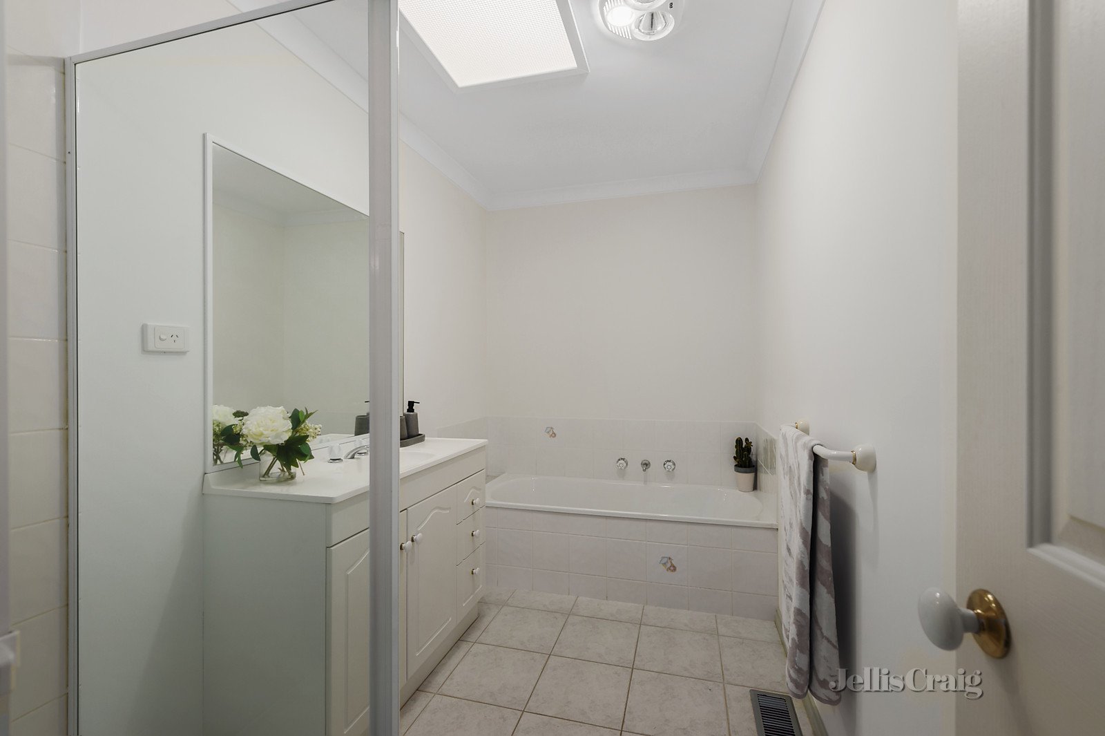 9A Forster Street, Mitcham image 7